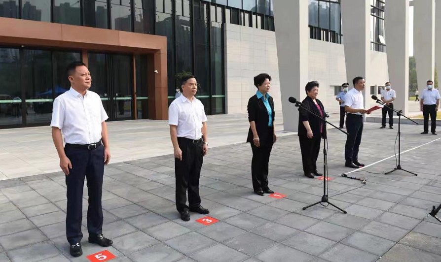 163530335528679605.png image.png